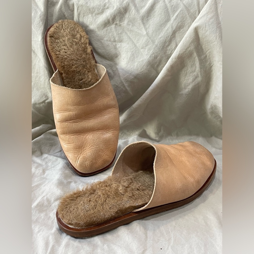 Sevilla smith square toe mules, size 37, shearling lined and Crema leather